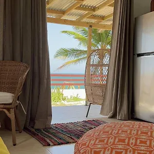 casita-del-mar-oceanfront-romantic-retreat-in-islote.comcaribbean.com/